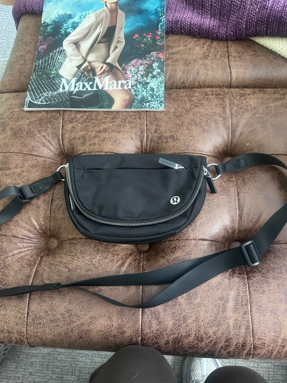 lululemon Crossbody Black Belt Bag - Picture 2 of 5